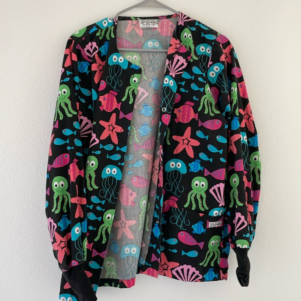 Uniform advantage scrub jacket; size S; gently worn